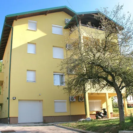 Four-Apartment House * Vogošća